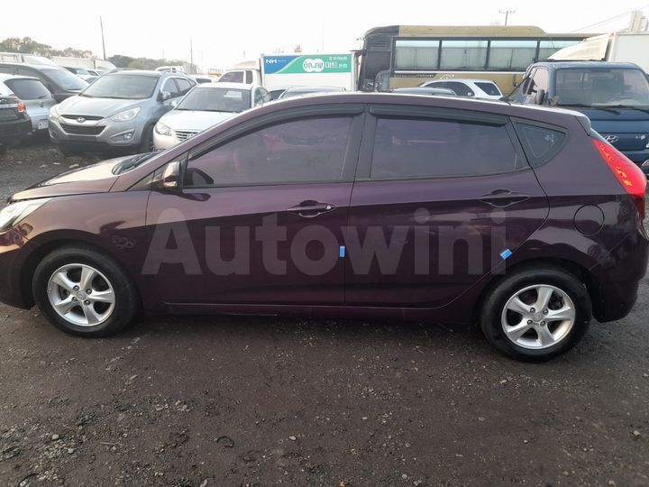 Hyundai Accent 2011 — 5