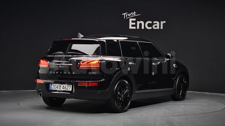 Mini Clubman 2024 — 2