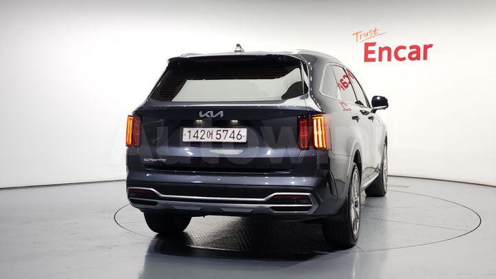 Kia Sorento 2023 — 4