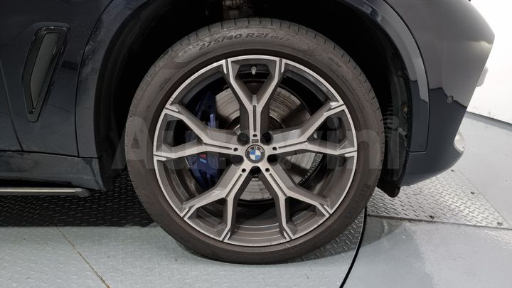 BMW X5 2021 — 5