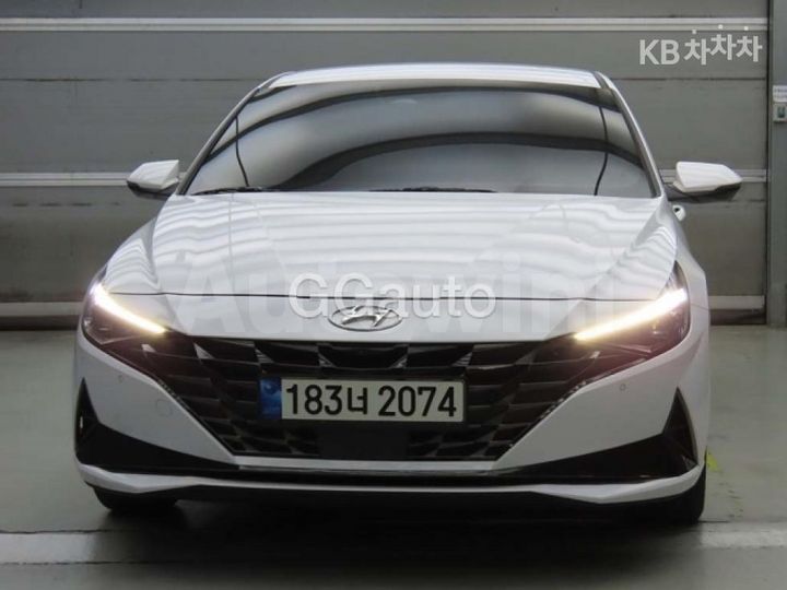 Hyundai Avante 2021 — 2