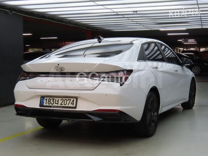 Hyundai Avante 2021 — 4