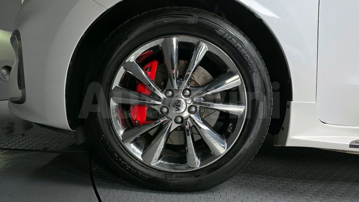 Kia Carnival 2020 — 5