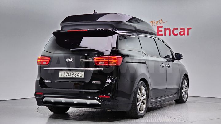 Kia Carnival 2020 — 2