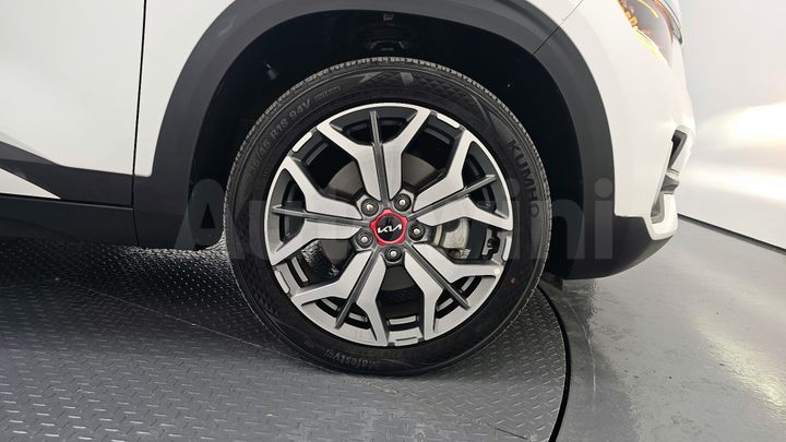 Kia Seltos 2023 — 5