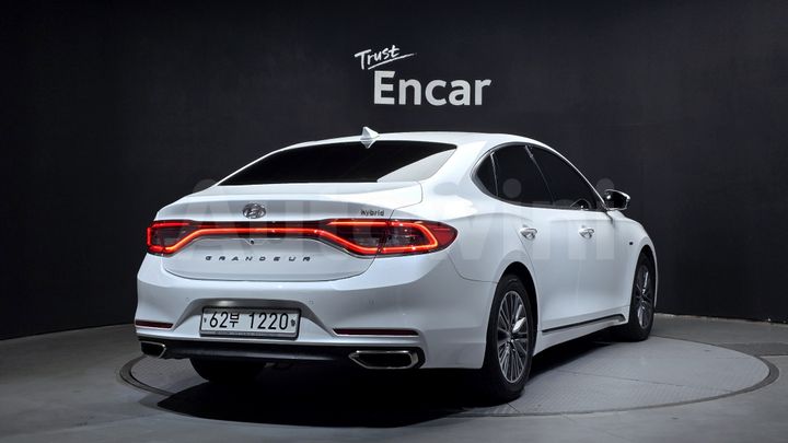 Hyundai Grandeur 2018 — 2