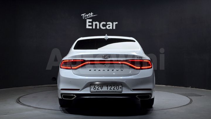 Hyundai Grandeur 2018 — 4