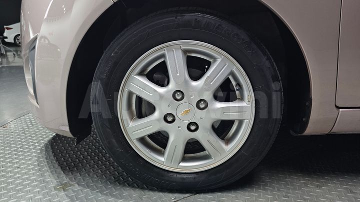 Chevrolet Spark 2012 — 5