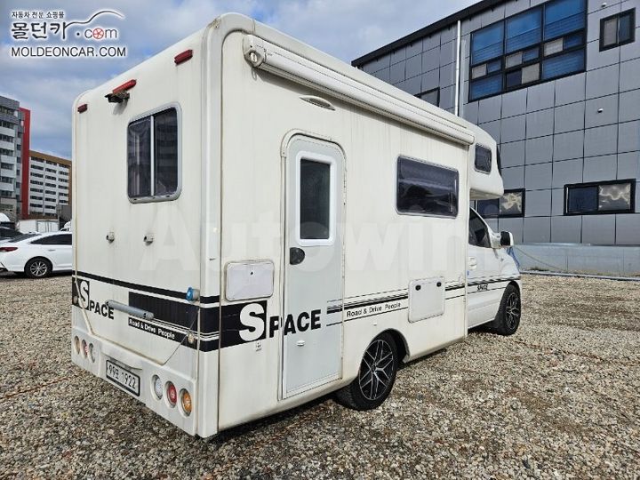 Hyundai Starex 2018 — 3