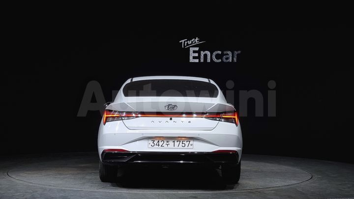 Hyundai Avante 2021 — 4