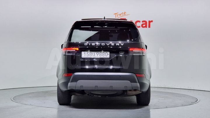 Land Rover Discovery 2019 — 4