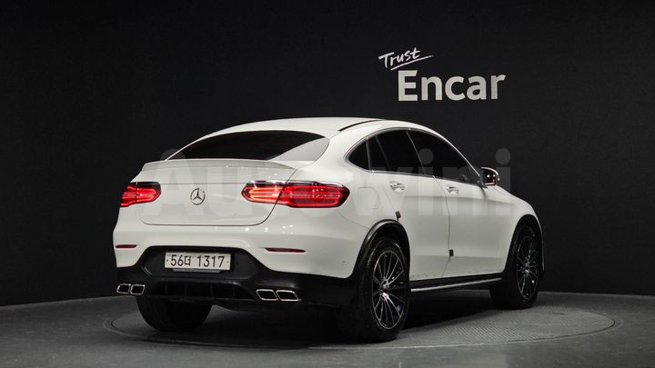 Mercedes-Benz GLC Class 2018 — 2
