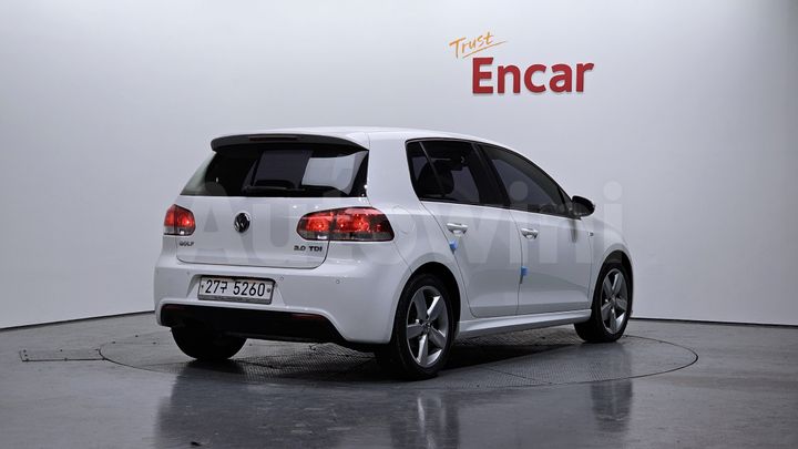 Volkswagen Golf 2013 — 2