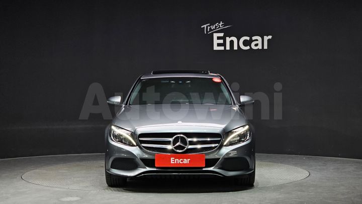 Mercedes-Benz C Class 2017 — 3