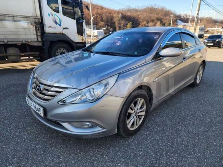 Hyundai Sonata 2011 — 2