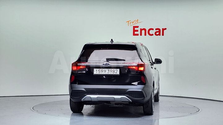 Kia Seltos 2022 — 4