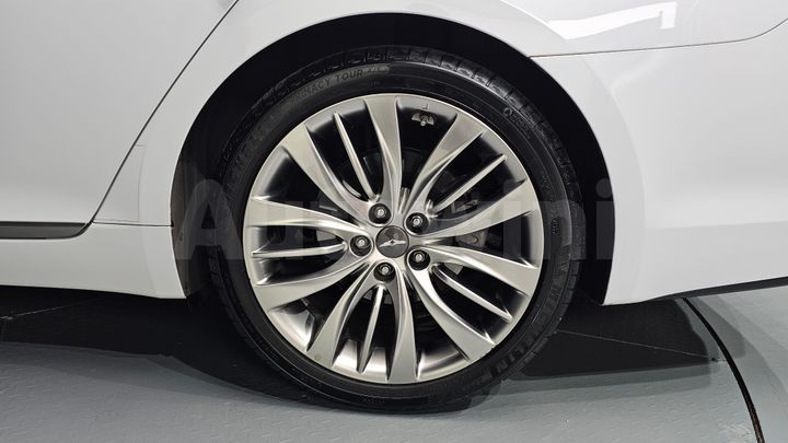 Genesis G80 2018 — 5