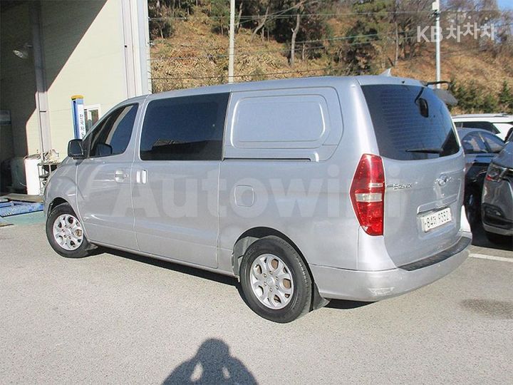 Hyundai Starex 2009 — 4