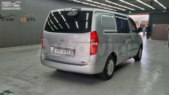 Hyundai Starex 2008 — 2