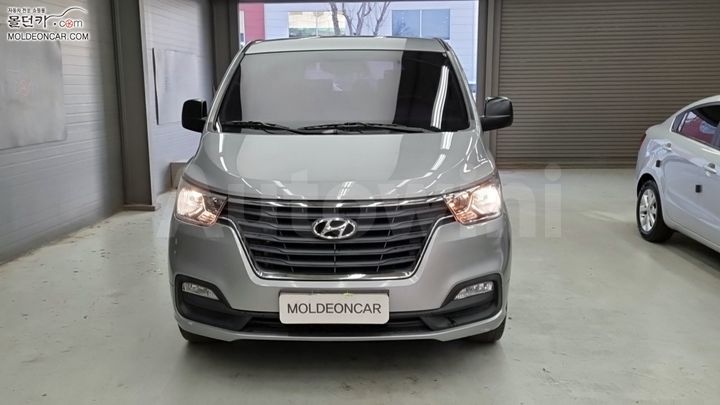 Hyundai Starex 2018 — 3