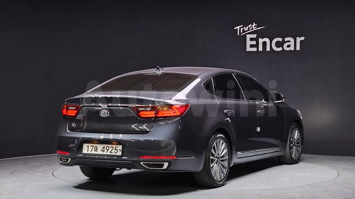 Kia K7 2017 — 2