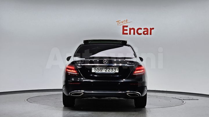 Mercedes Benz E Class 2019 — 4