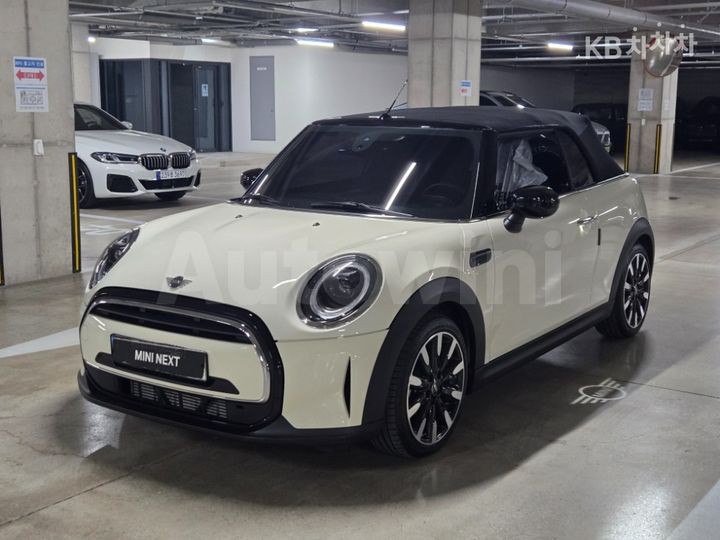 Mini New Convertible 2022 — 2