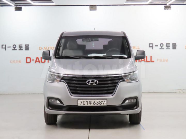 Hyundai Starex 2020 — 2