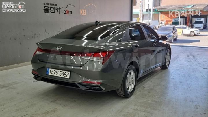 Hyundai Avante 2021 — 2