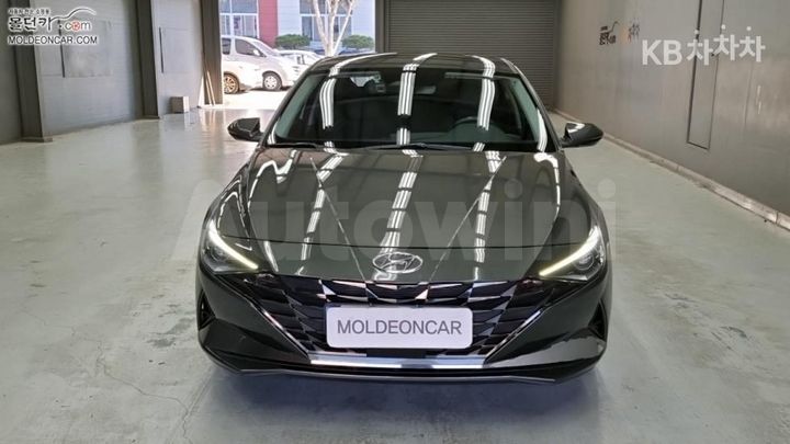 Hyundai Avante 2021 — 3