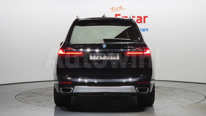 BMW X7 2020 — 4