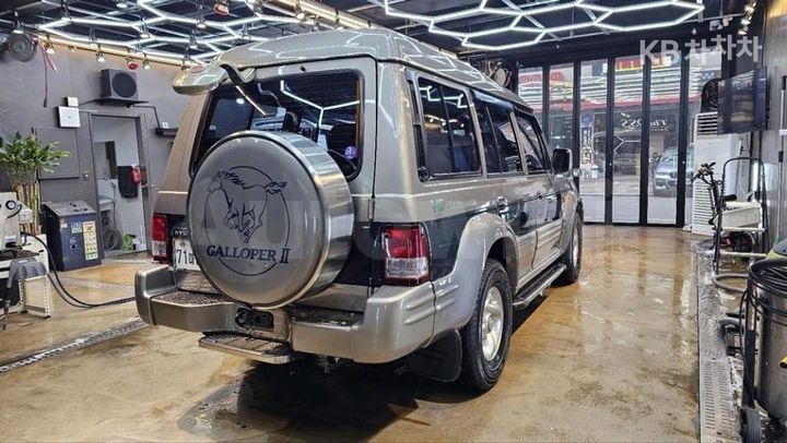 Hyundai Galloper