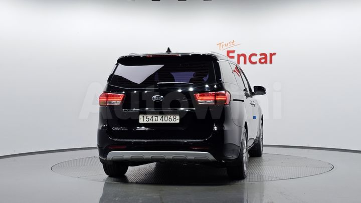 Kia Carnival 2017 — 4