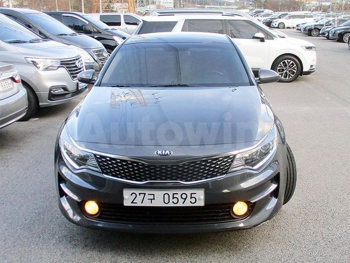 Kia K5 2016 — 2
