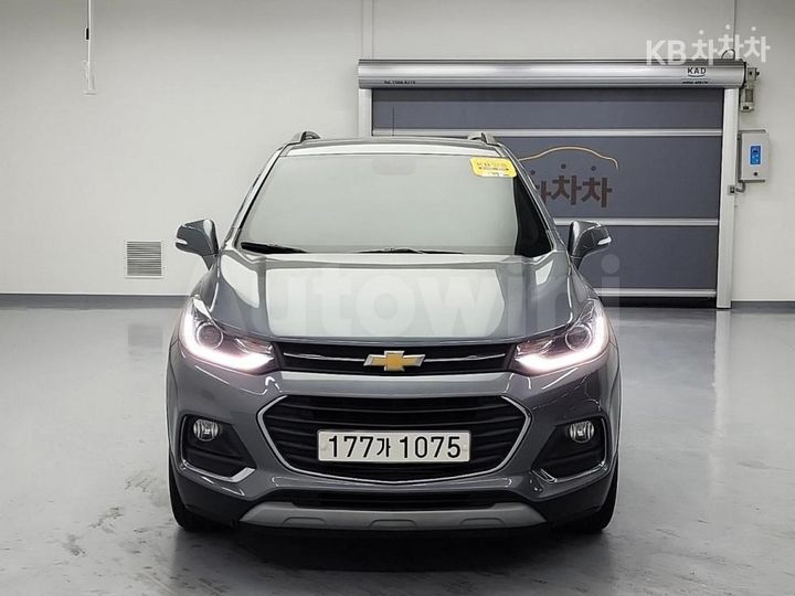 Chevrolet Trax 2019 — 2