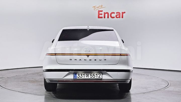 Hyundai Grandeur 2023 — 4