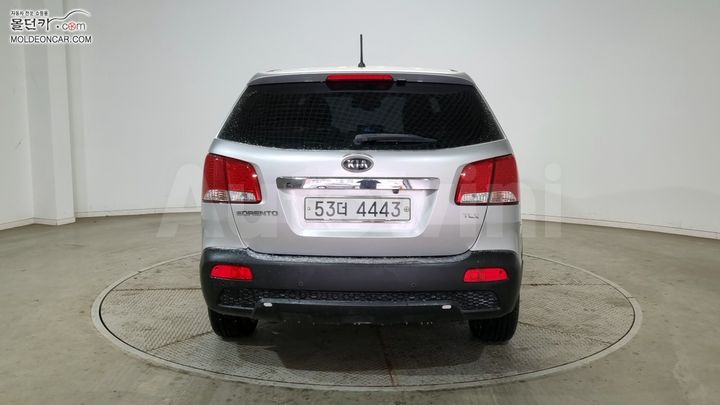 Kia Sorento 2009 — 4