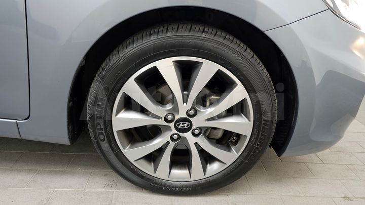 Hyundai Accent 2018 — 5