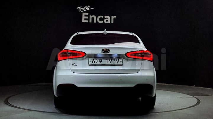 Kia K3 2015 — 4