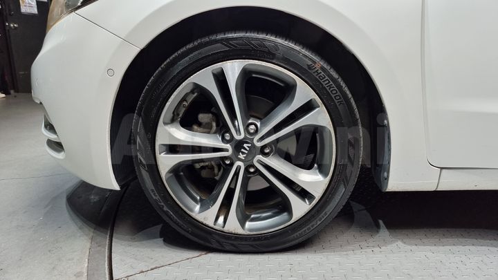 Kia K3 2015 — 5