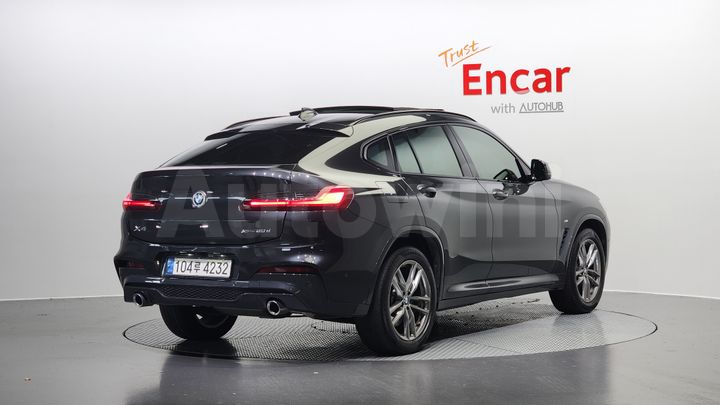 BMW X4 2020 — 2