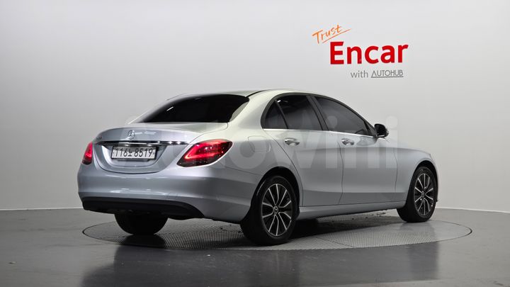 Mercedes-Benz C Class 2019 — 2