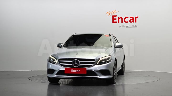 Mercedes-Benz C Class 2019 — 3