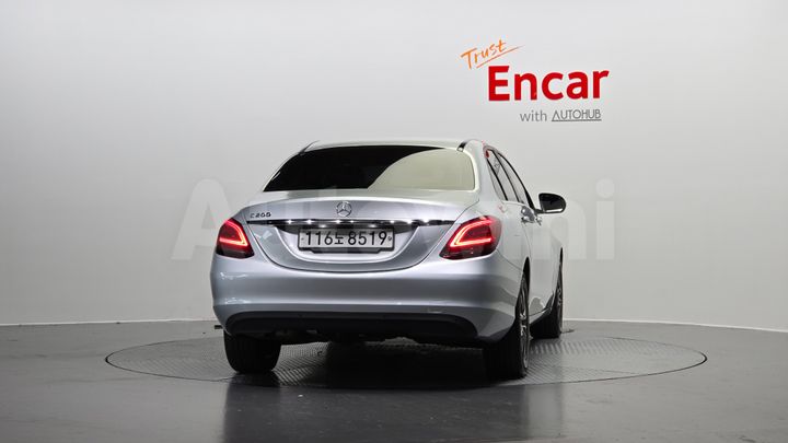 Mercedes-Benz C Class 2019 — 4