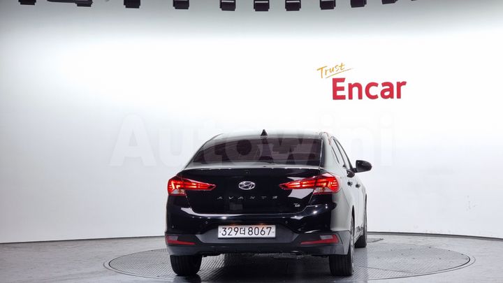 Hyundai Avante 2020 — 4