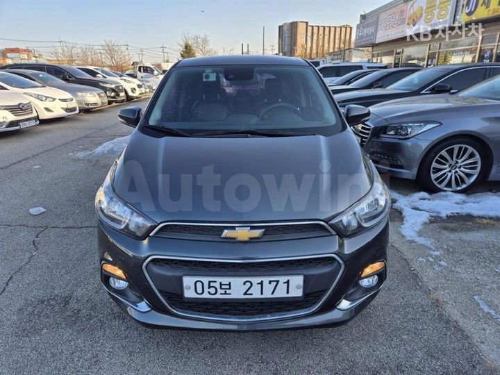 Chevrolet Spark 2017 — 2