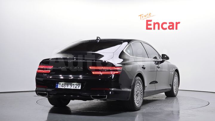 Genesis G80 2023 — 2