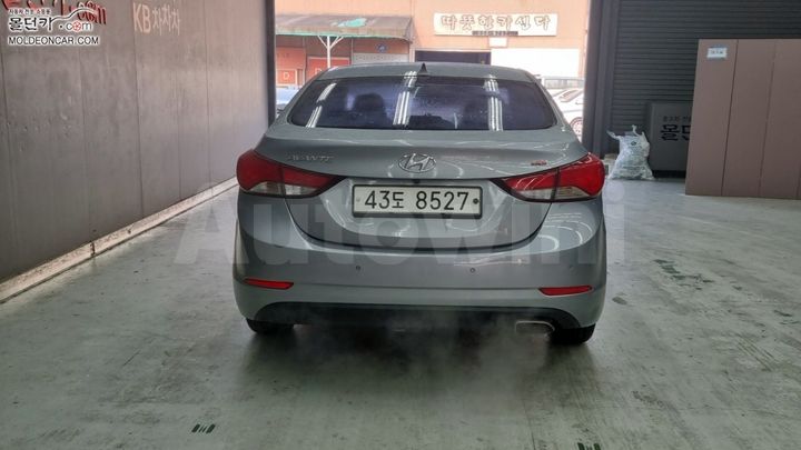 Hyundai Avante 2014 — 4