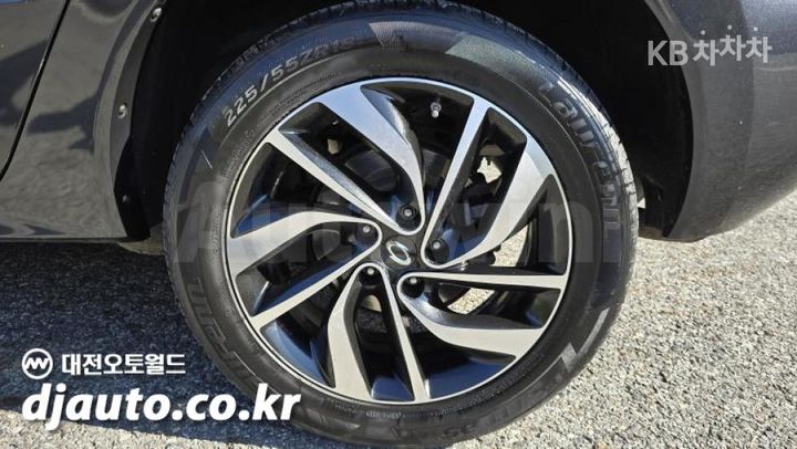 Renault QM5 2015 — 5