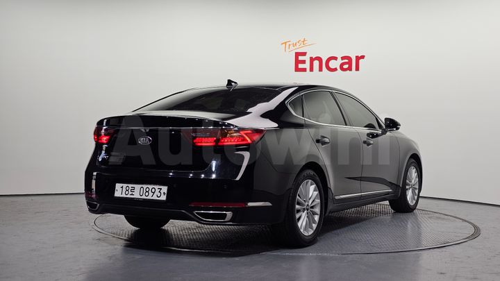 Kia K7 2016 — 2